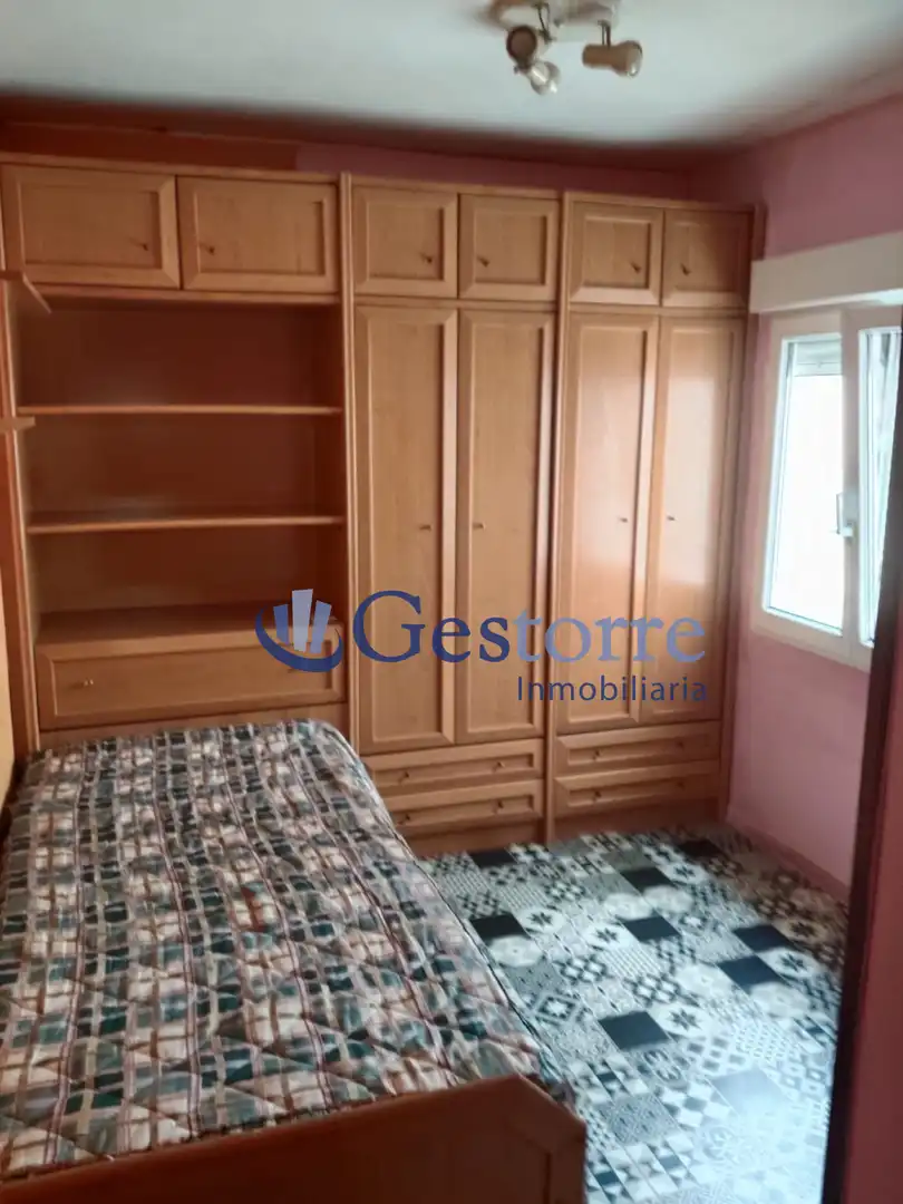Habitación de Piso en venta en Gijón  con Calefacción y Parquet