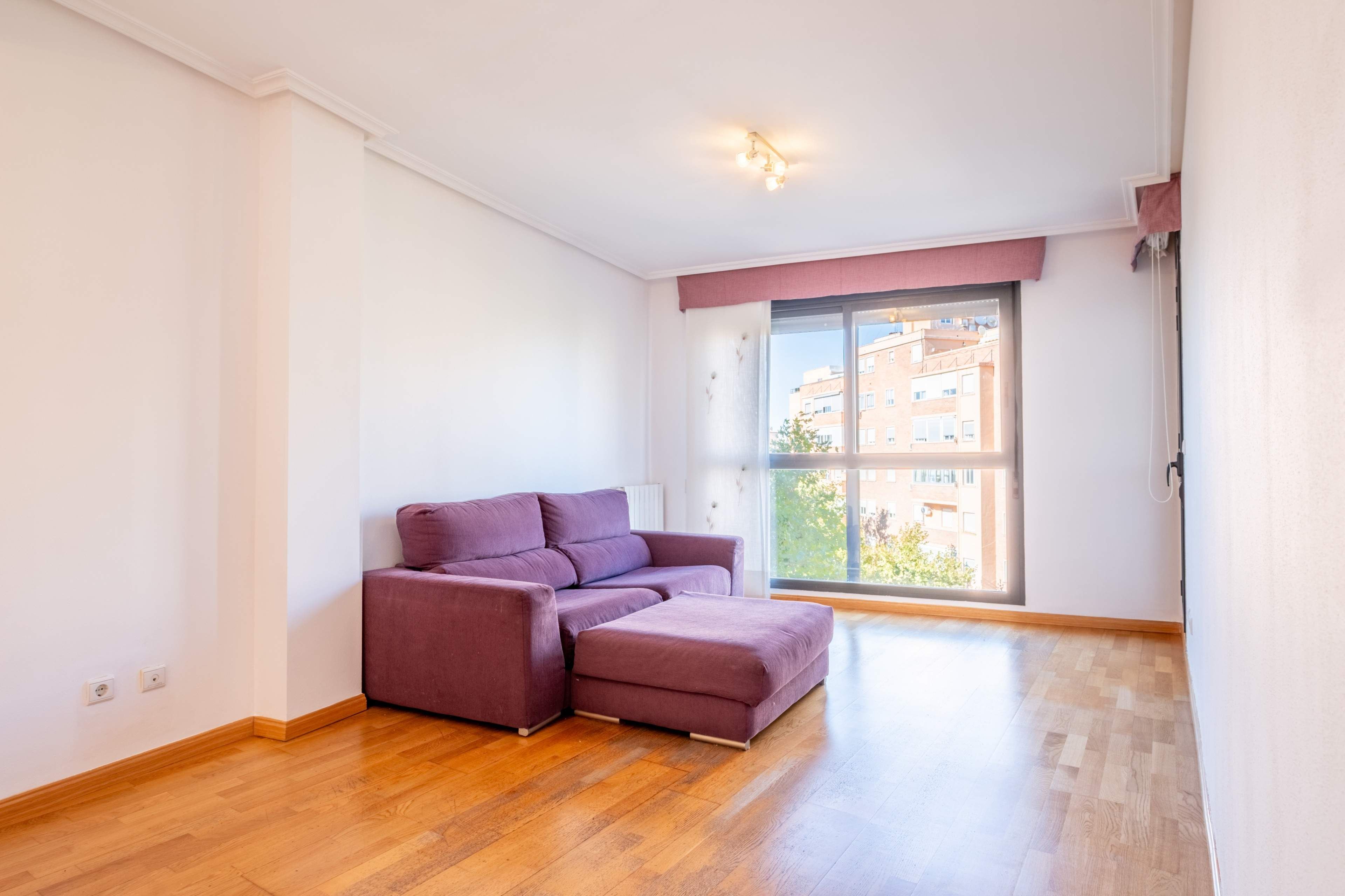 Sala d'estar de Pis de lloguer en  Zaragoza Capital amb Aire condicionat, Calefacció i Terrassa