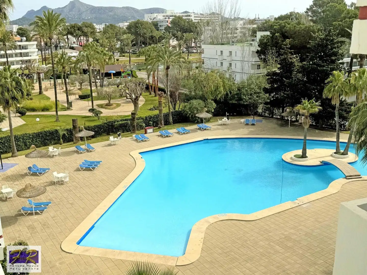 Piscina de Piso en venta en Alcúdia con Aire acondicionado, Calefacción y Terraza