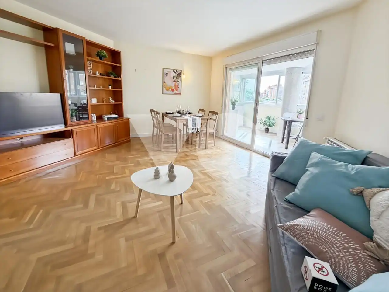 Sala de estar de Piso en venta en Madrid con Calefacción, Parquet y Terraza