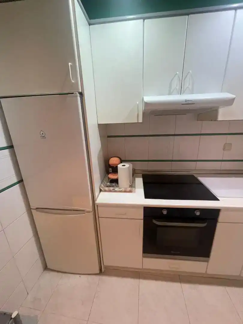 Küche von Wohnung zur Miete in Irun  mit Parkett, Möbliert und Ofen