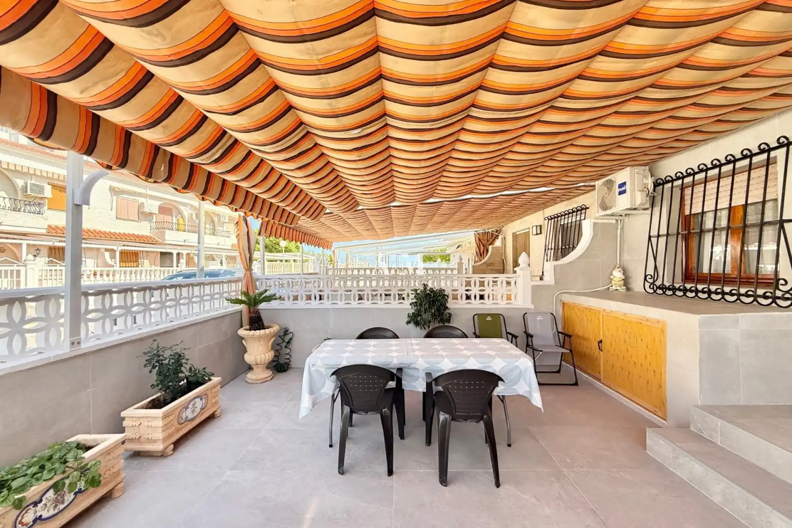 Terrace of Detached homes for rent in Santa Pola  with Air Conditioner, Heating and Private garden
