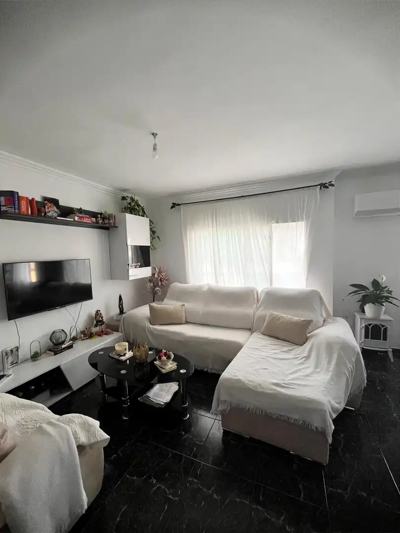 Wohnzimmer von Wohnung zur Miete in Granada