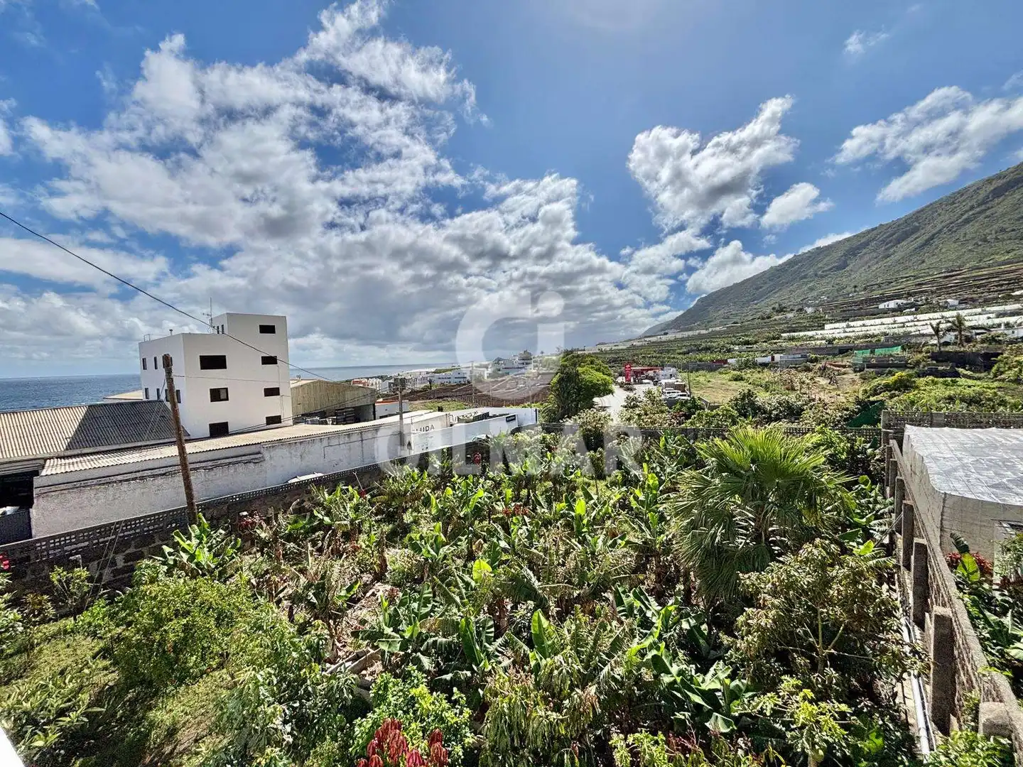 Vista exterior de Finca rústica en venda en Garachico amb Moblat