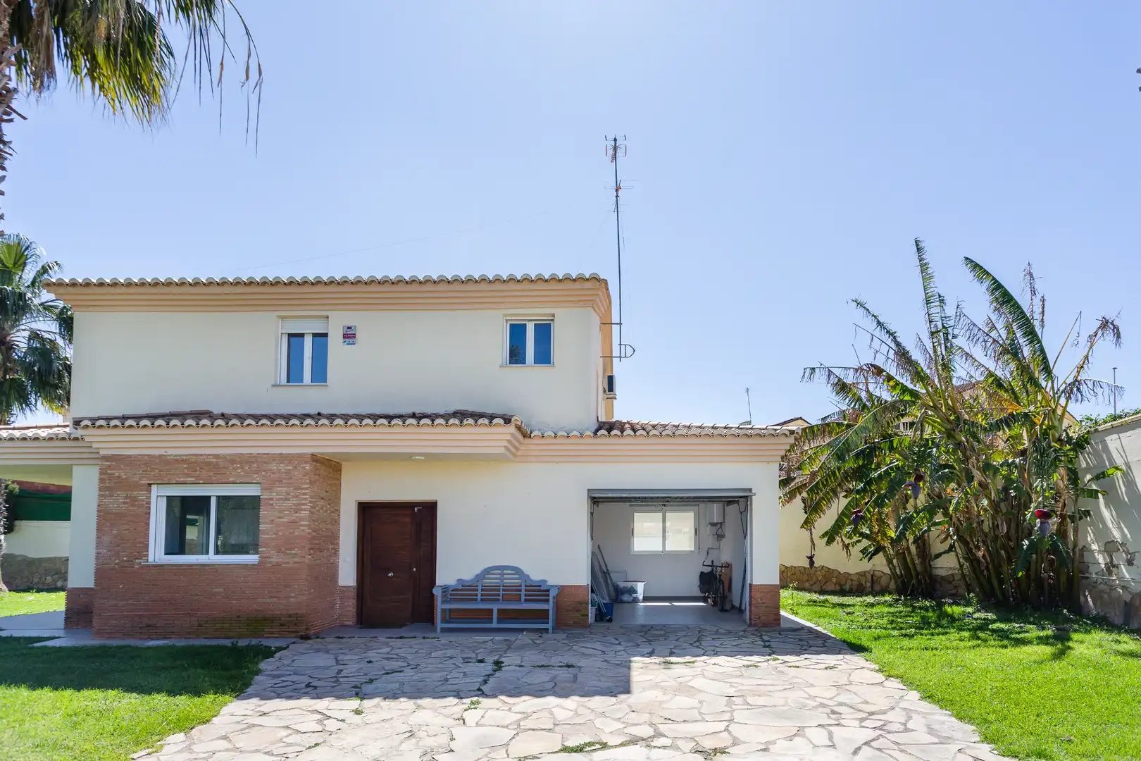 Exterior view of Houses for sale in San Antonio de Benagéber  with Air Conditioner, Heating and Private garden