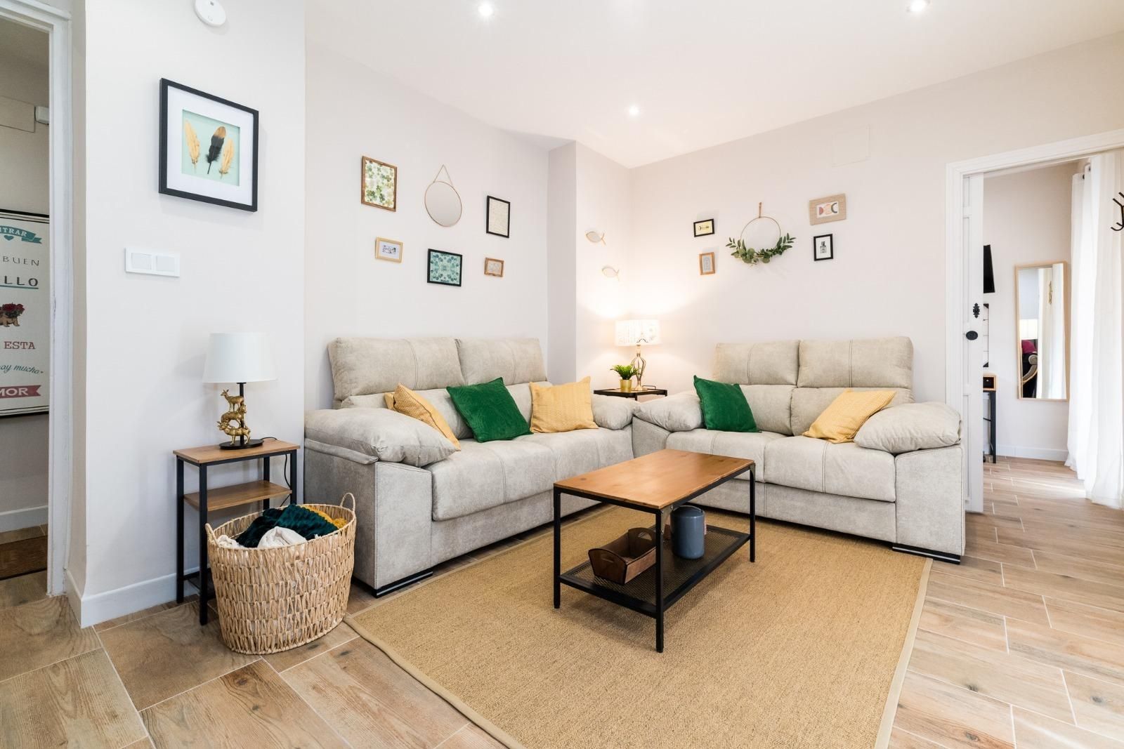 Sala d'estar de Pis en venda en  Granada Capital amb Aire condicionat, Traster i Balcó