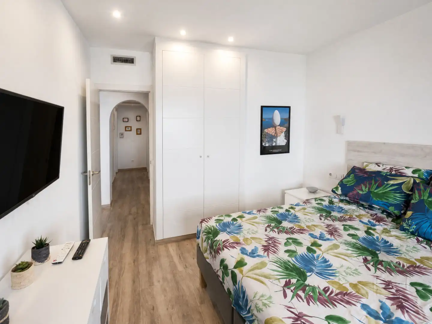 Bedroom of Flat for sale in Roses  with Air Conditioner, Heating and Terrace