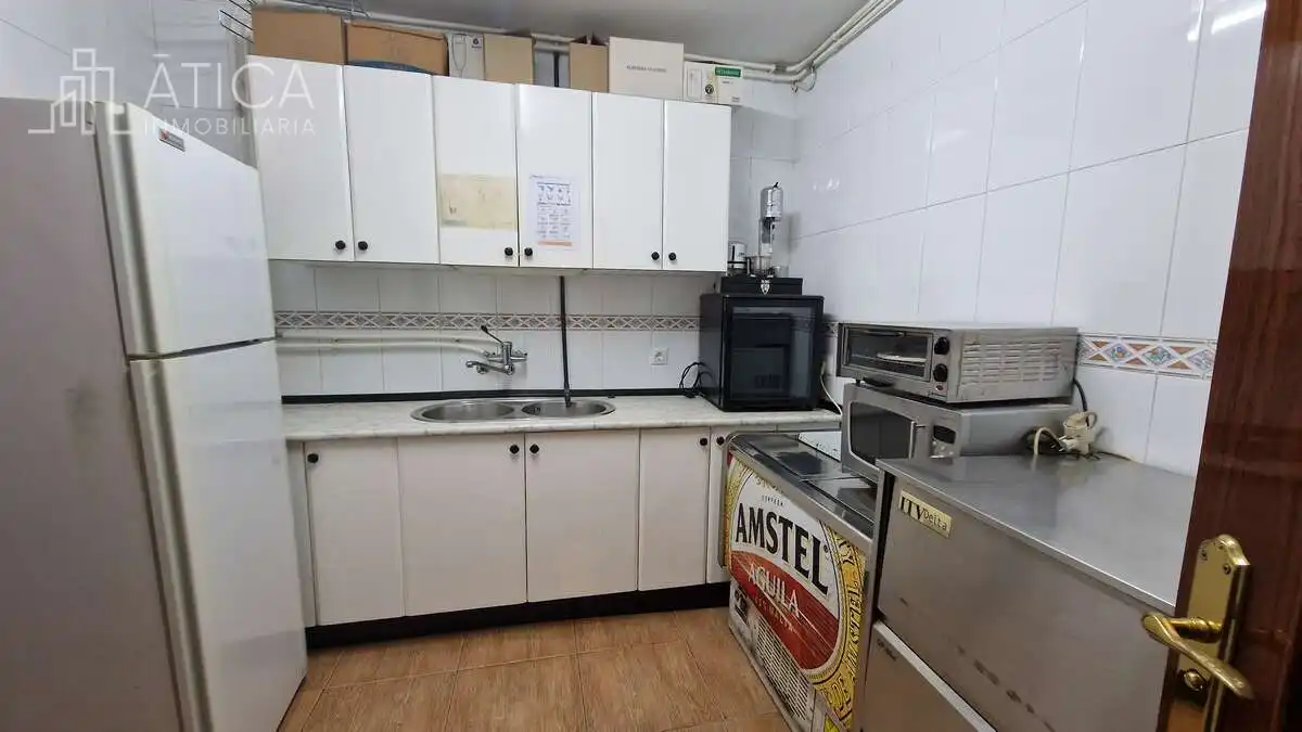 Gewerbefläche zum Verkauf in bernardo martin perez 10, imagen 13
