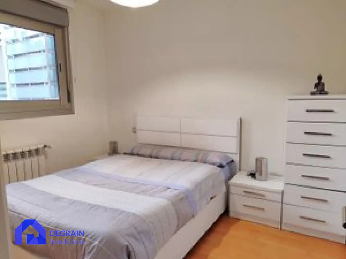 Schlafzimmer von Wohnung zum Verkauf in Oviedo  mit Heizung, Privatgarten und Abstellraum