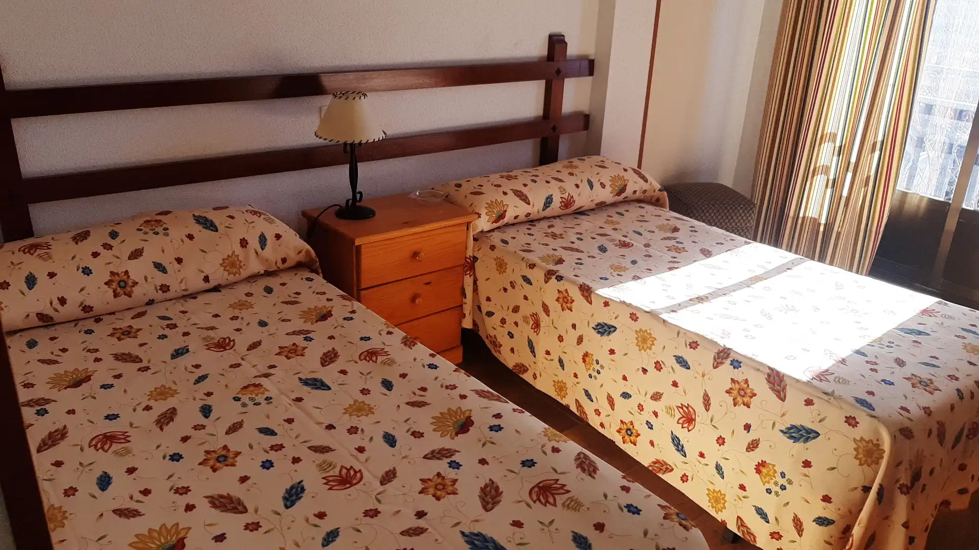 Schlafzimmer von Geschaftsraum zum Verkauf in Navalmoral mit Klimaanlage und Heizung