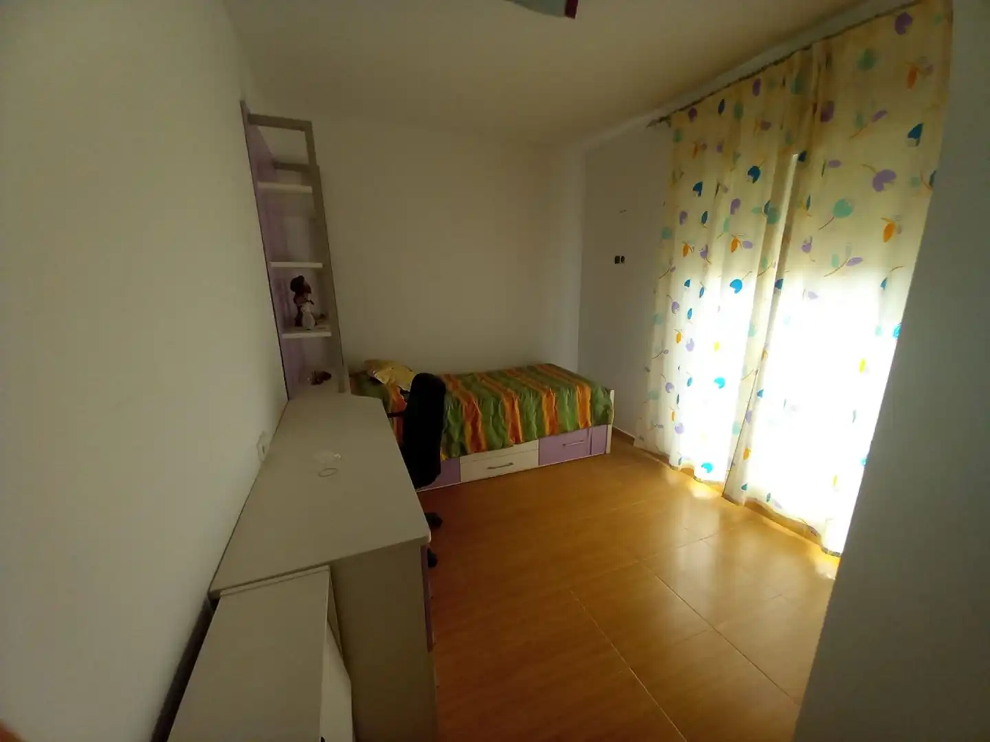 Dormitori de Casa o xalet en venda en Linares amb Terrassa