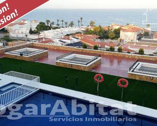 Vista exterior de Pis en venda en  Almería Capital amb Aire condicionat, Terrassa i Balcó