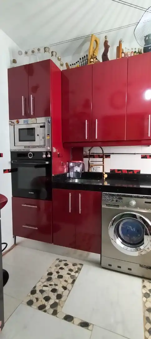 Cocina de Piso en venta en Sevilla con Terraza, Horno y Lavadora