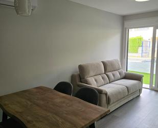 Sala d'estar de Apartament de lloguer en Pilar de la Horadada amb Aire condicionat i Terrassa