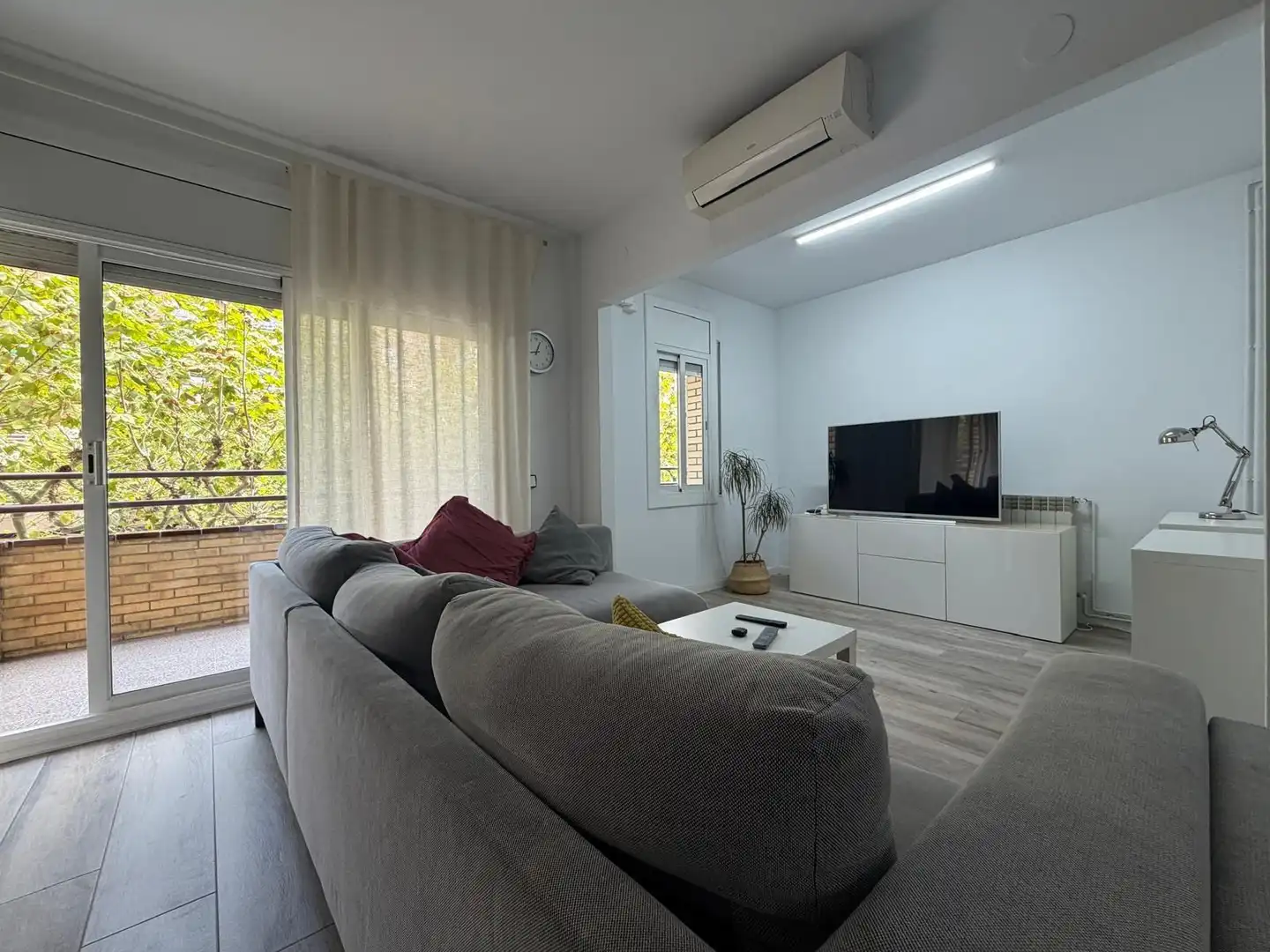 Sala de estar de Piso en venta en Barberà del Vallès con Aire acondicionado, Calefacción y Terraza