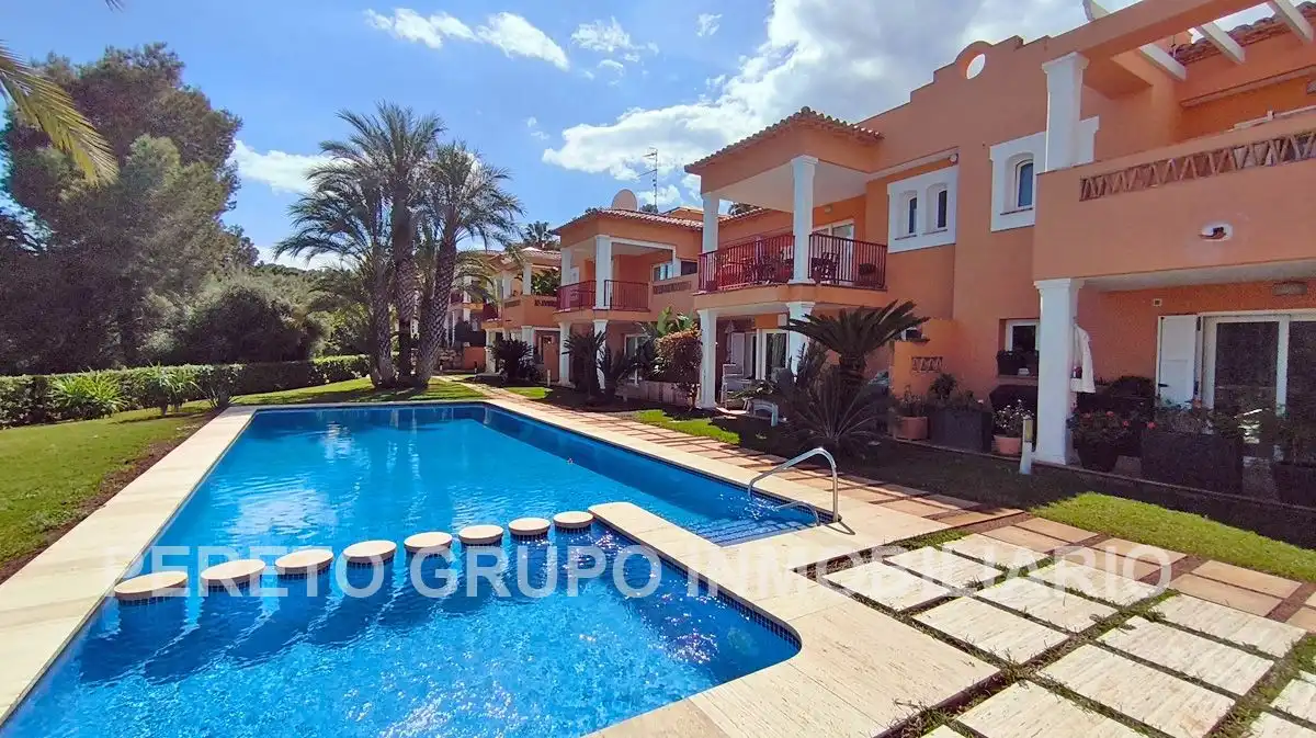 Vista exterior de Apartamento en venta en Pedreguer con Aire acondicionado, Calefacción y Jardín privado