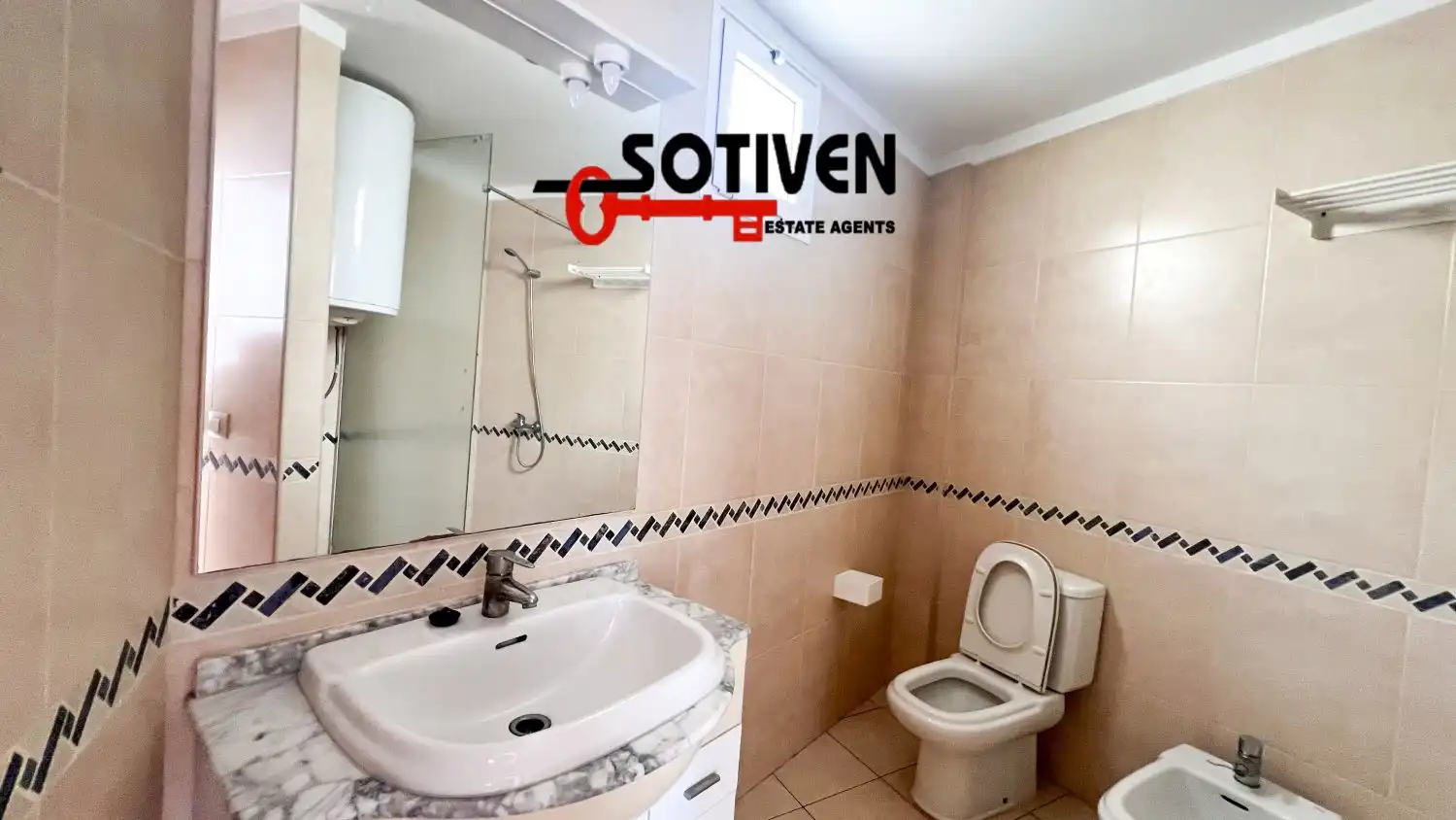 Bathroom of Apartments for sale in Santiago del Teide  with Terrace, Balcony and Community pool