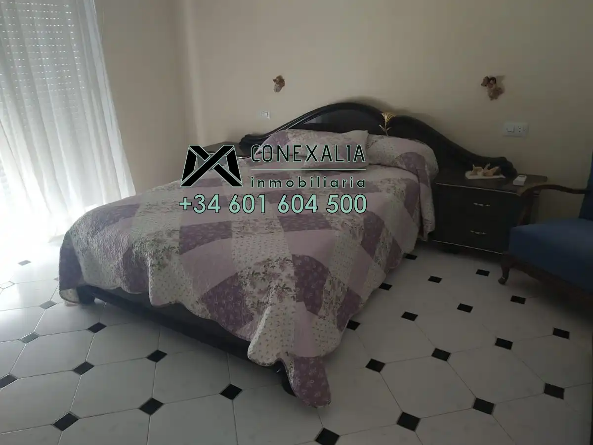 Habitación de Piso en venta en Olvera con Terraza y Balcón