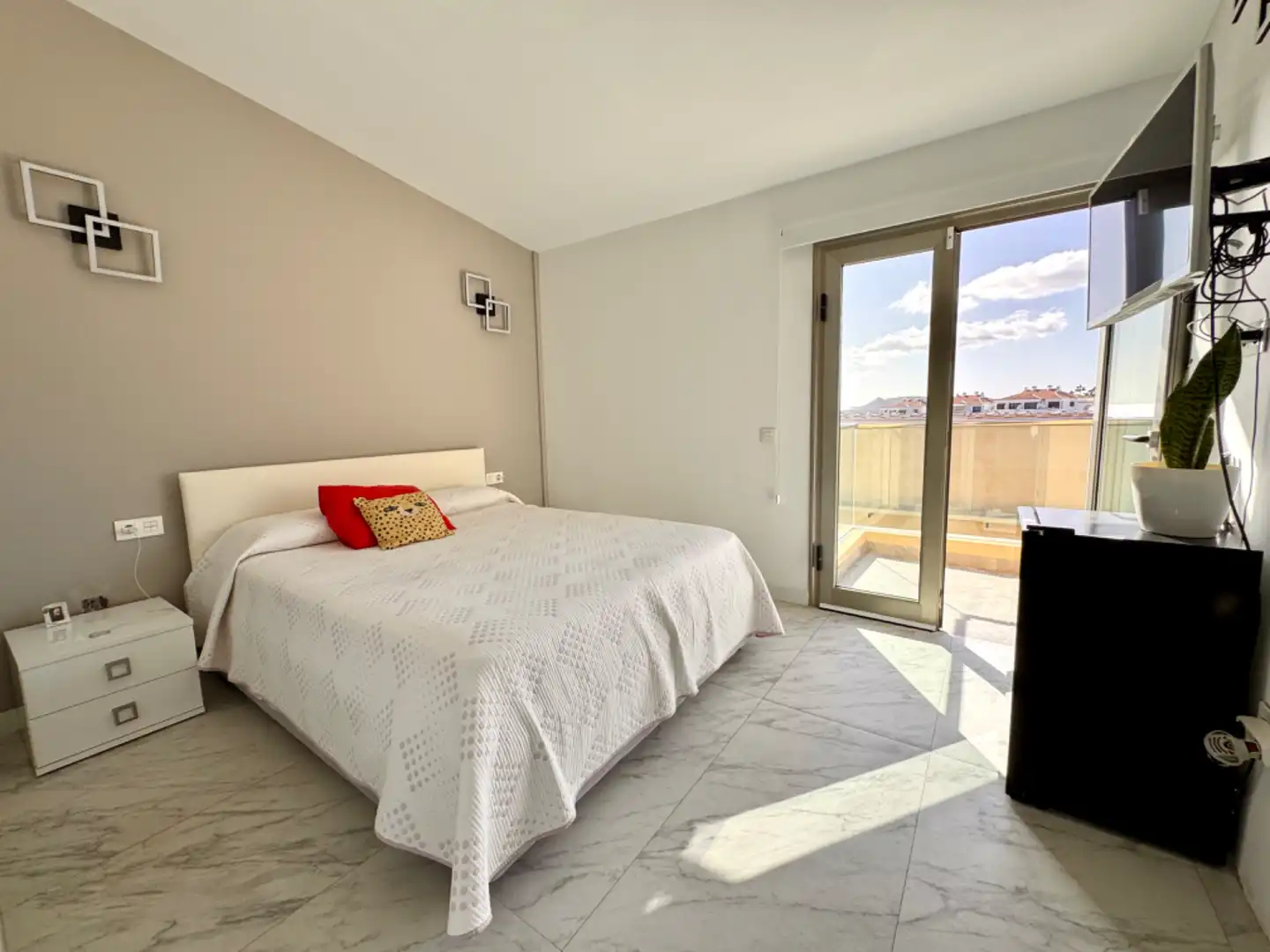 Habitación de Casa adosada en venta en San Miguel de Abona con Aire acondicionado, Terraza y Trastero
