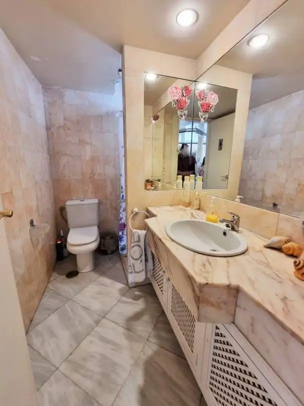 Bathroom of Office for sale in Sanlúcar de Barrameda  with Air Conditioner