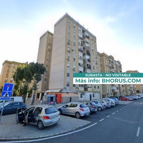 Piso en Venta en ALMADRABEROS, 2 en Pino Montano - Consolación