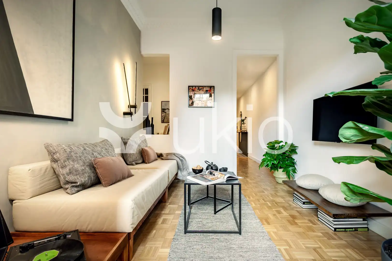 Apartment with terrace to rent in Carrer d'Enric Granados, imagen 5
