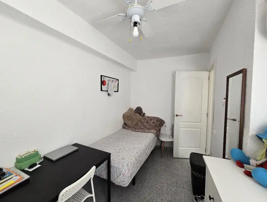 Bedroom of Flat for sale in Valencia  with Internet