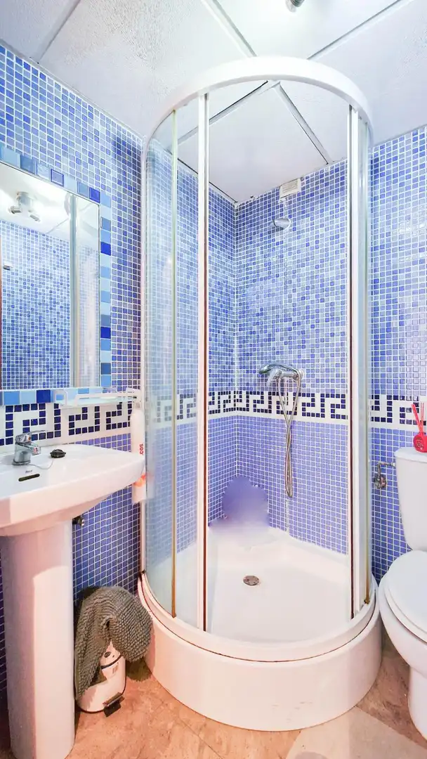 Bathroom of Flat for rent in Badajoz