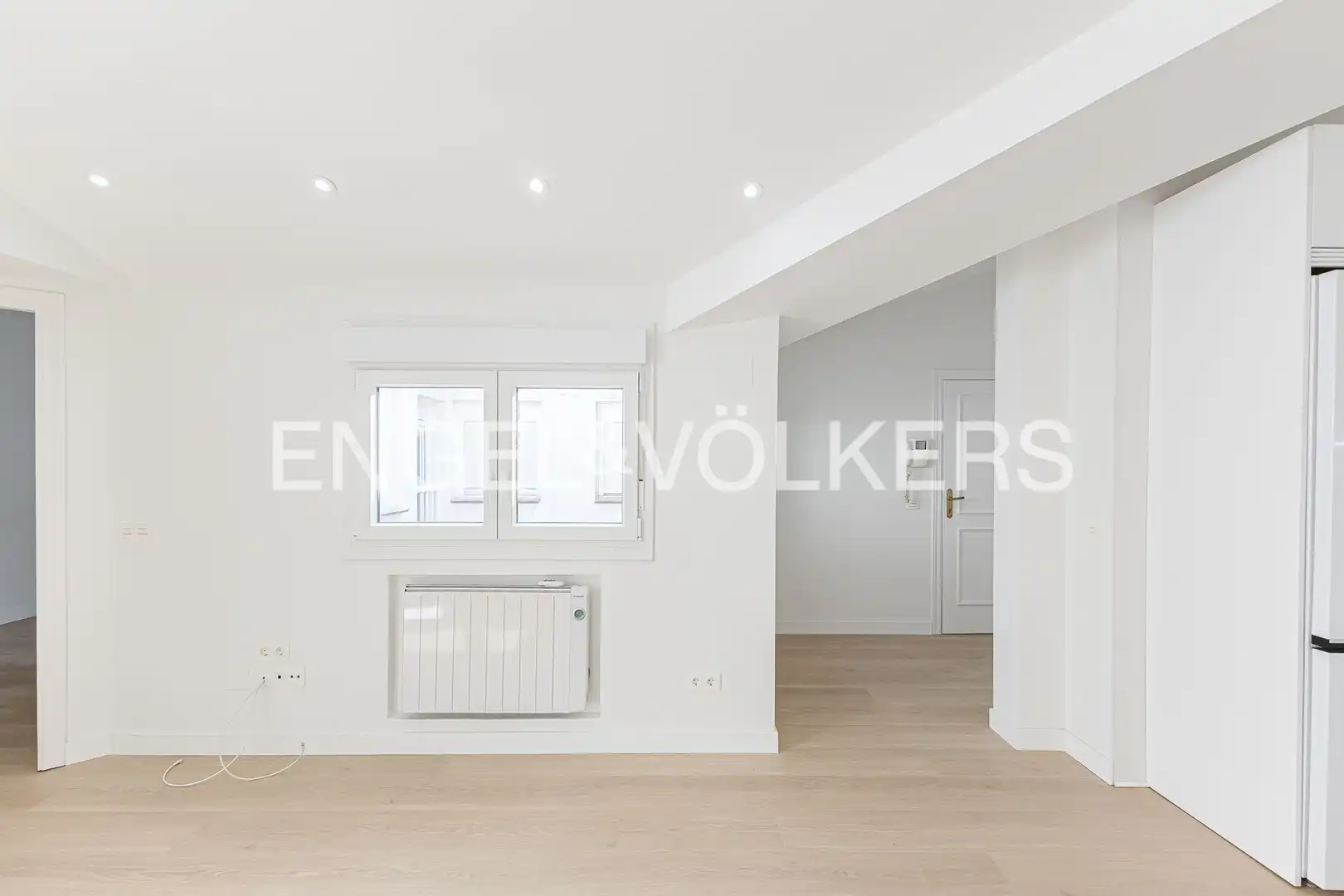 Attic for rent in Madrid  with Heating and Terrace