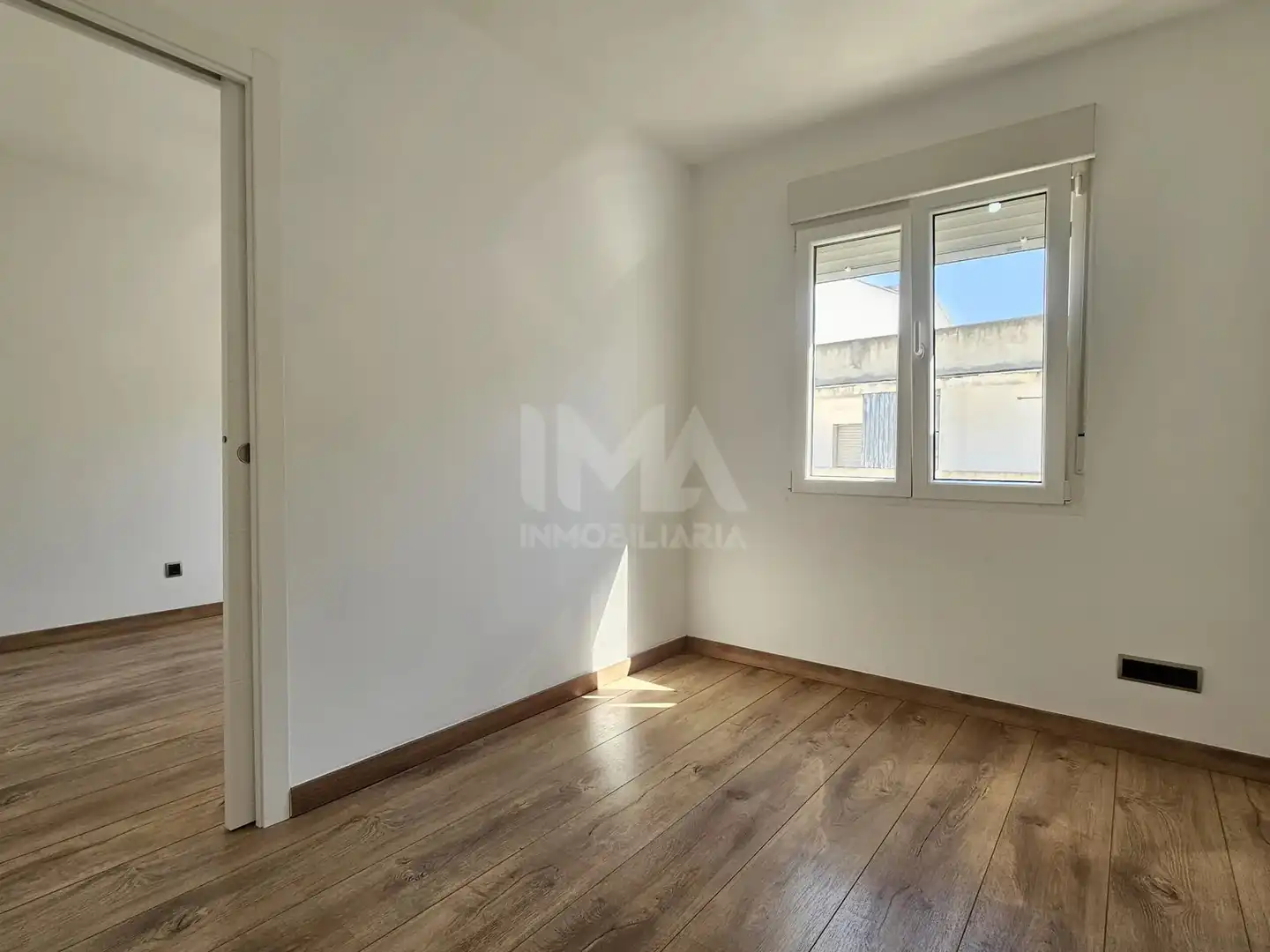 Dormitori de Pis de lloguer en L'Eliana amb Aire condicionat, Parquet i Forn