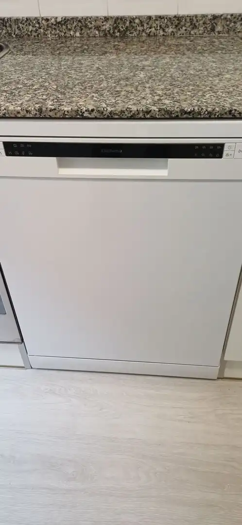 Habitación de Piso de alquiler en Gijón  con Calefacción, Trastero y Piscina