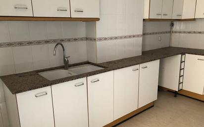 Kitchen of Flat for sale in Terrassa  with Terrace and Balcony