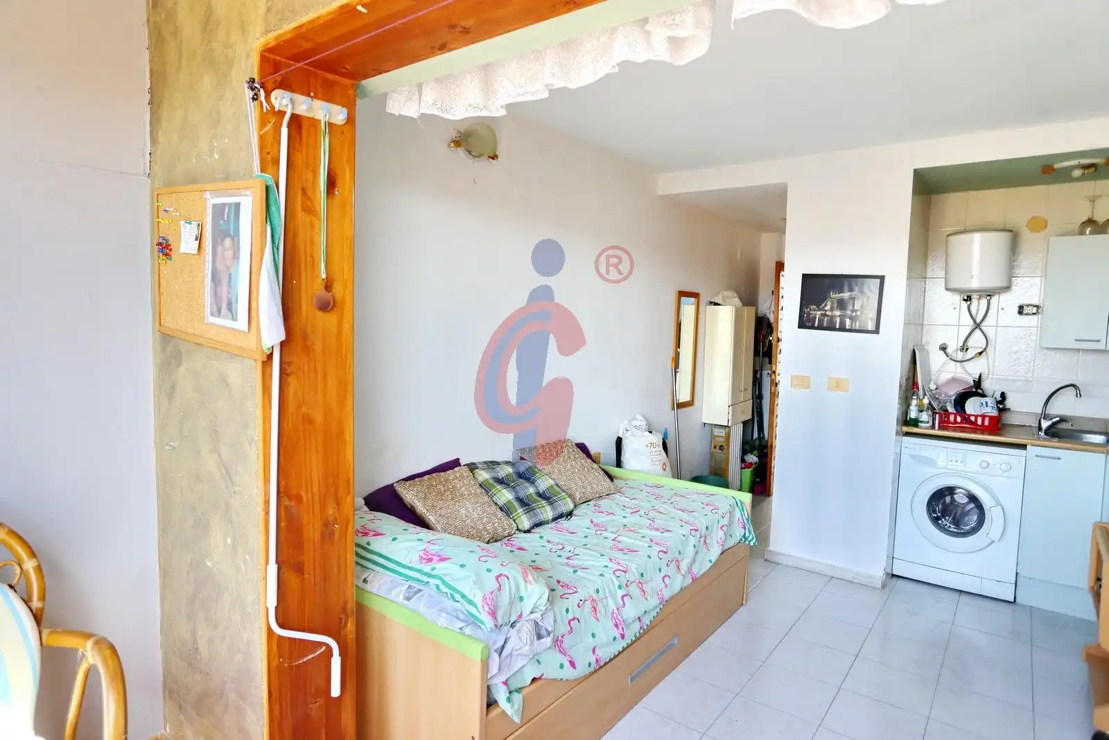 Habitación de Estudio en venta en Torrevieja con Terraza y Piscina comunitaria