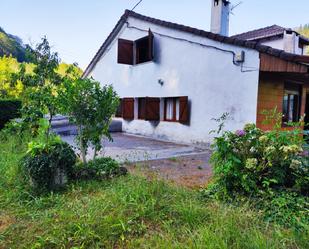 Vista exterior de Casa o xalet en venda en Luena  amb Terrassa