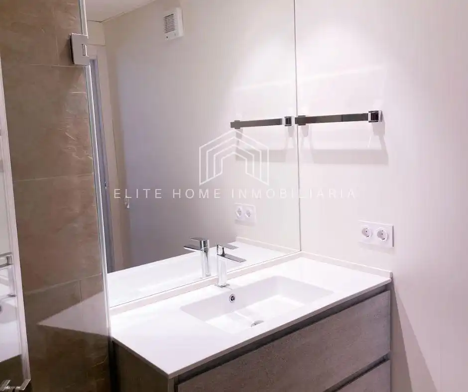 Baño de Casa o chalet en venta en Benicasim / Benicàssim con Aire acondicionado, Calefacción y Jardín privado