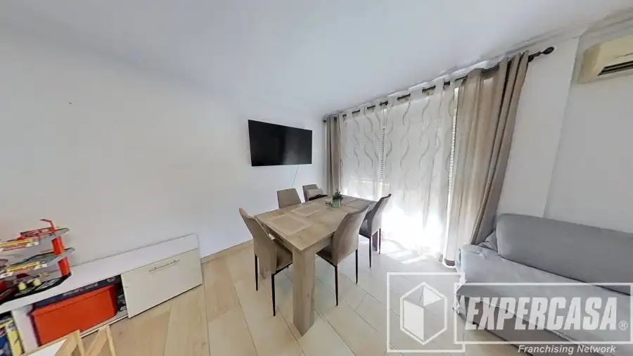 Sala d'estar de Dúplex en venda en Valencia amb Aire condicionat