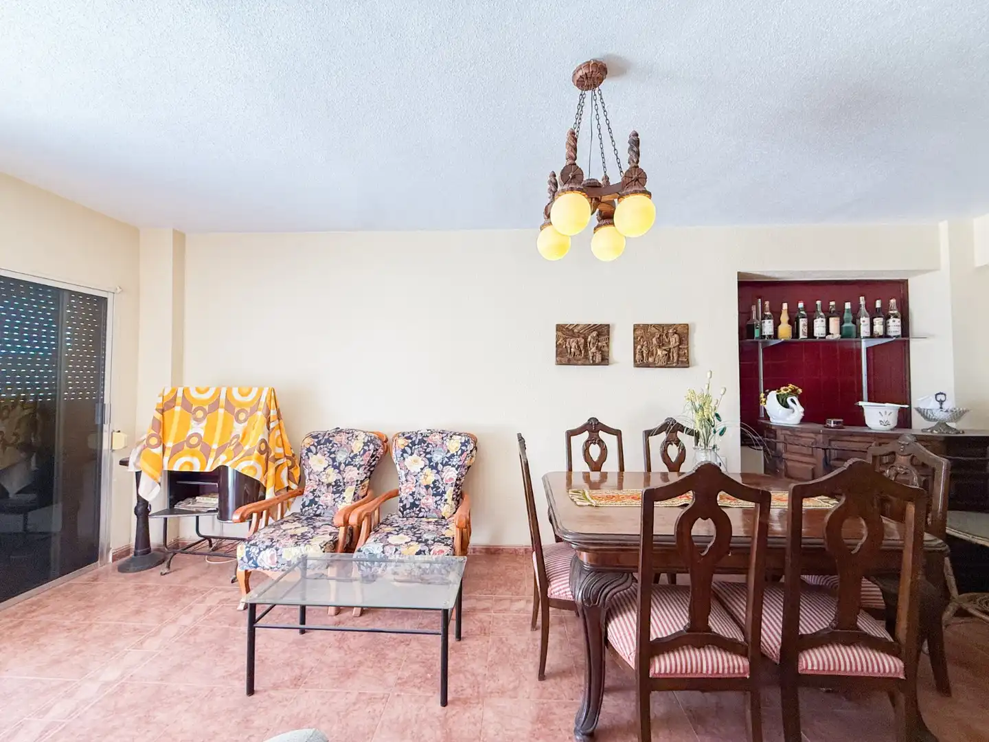 Comedor de Piso en venta en Águilas con Terraza, Amueblado y Balcón