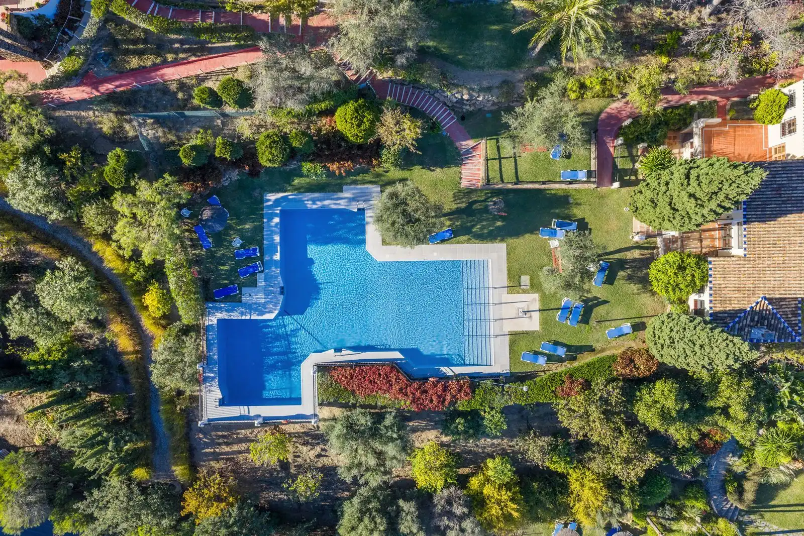 Swimming pool of Flat for sale in Benahavís  with Air Conditioner, Terrace and Furnished