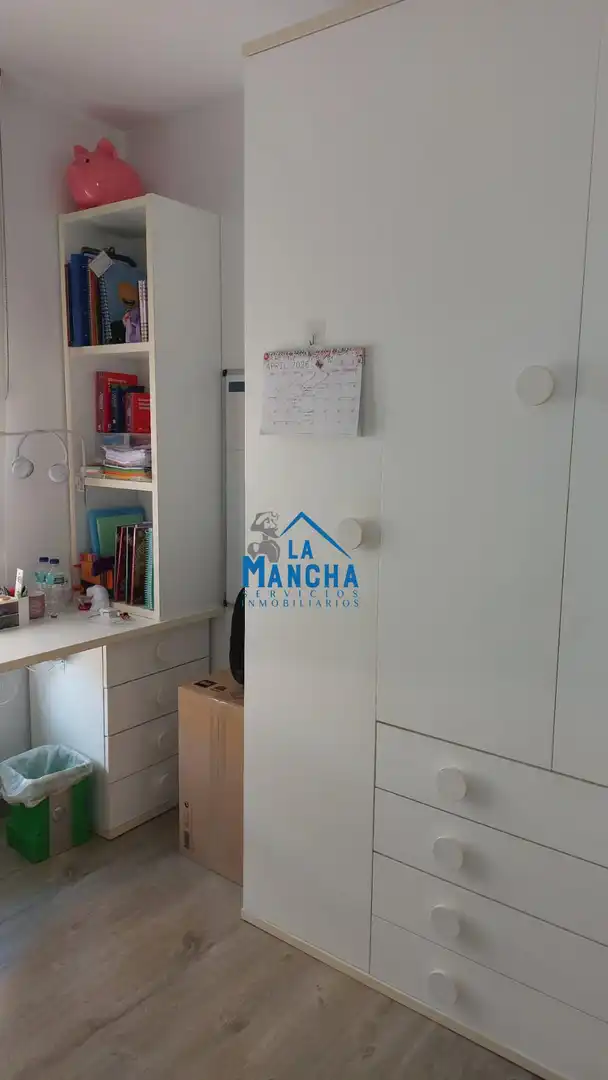 Piso en venta en Albacete con Aire acondicionado, Calefacción y Balcón