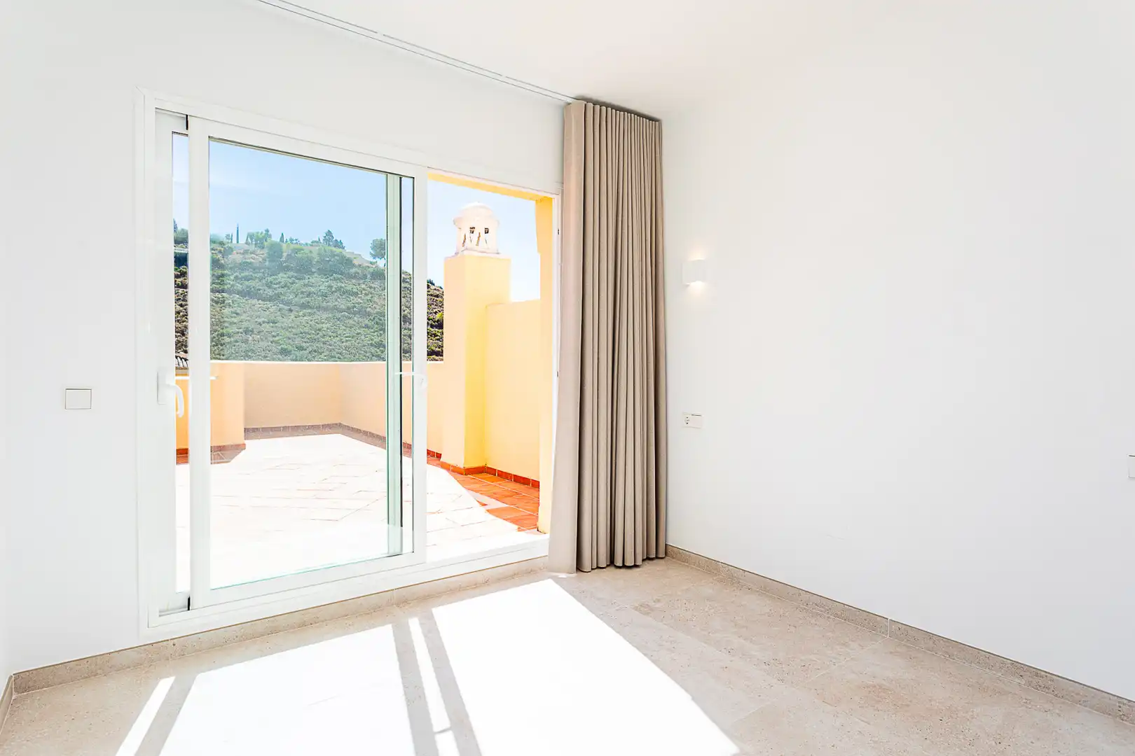 Terraza de Ático en venta en Marbella con Aire acondicionado, Terraza y Trastero