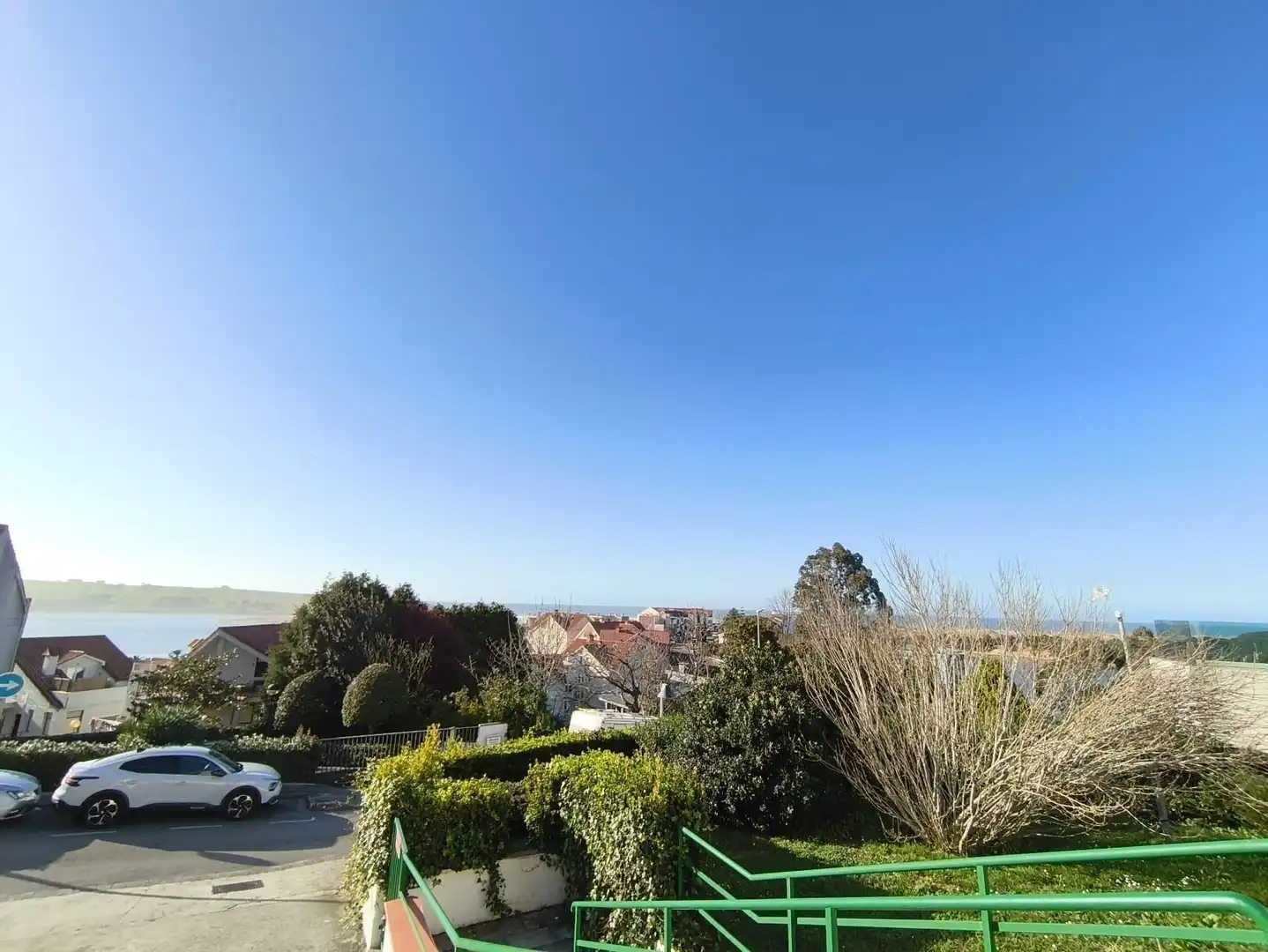 Außenansicht von Erdgeschoss zum Verkauf in Miengo mit Heizung, Privatgarten und Terrasse