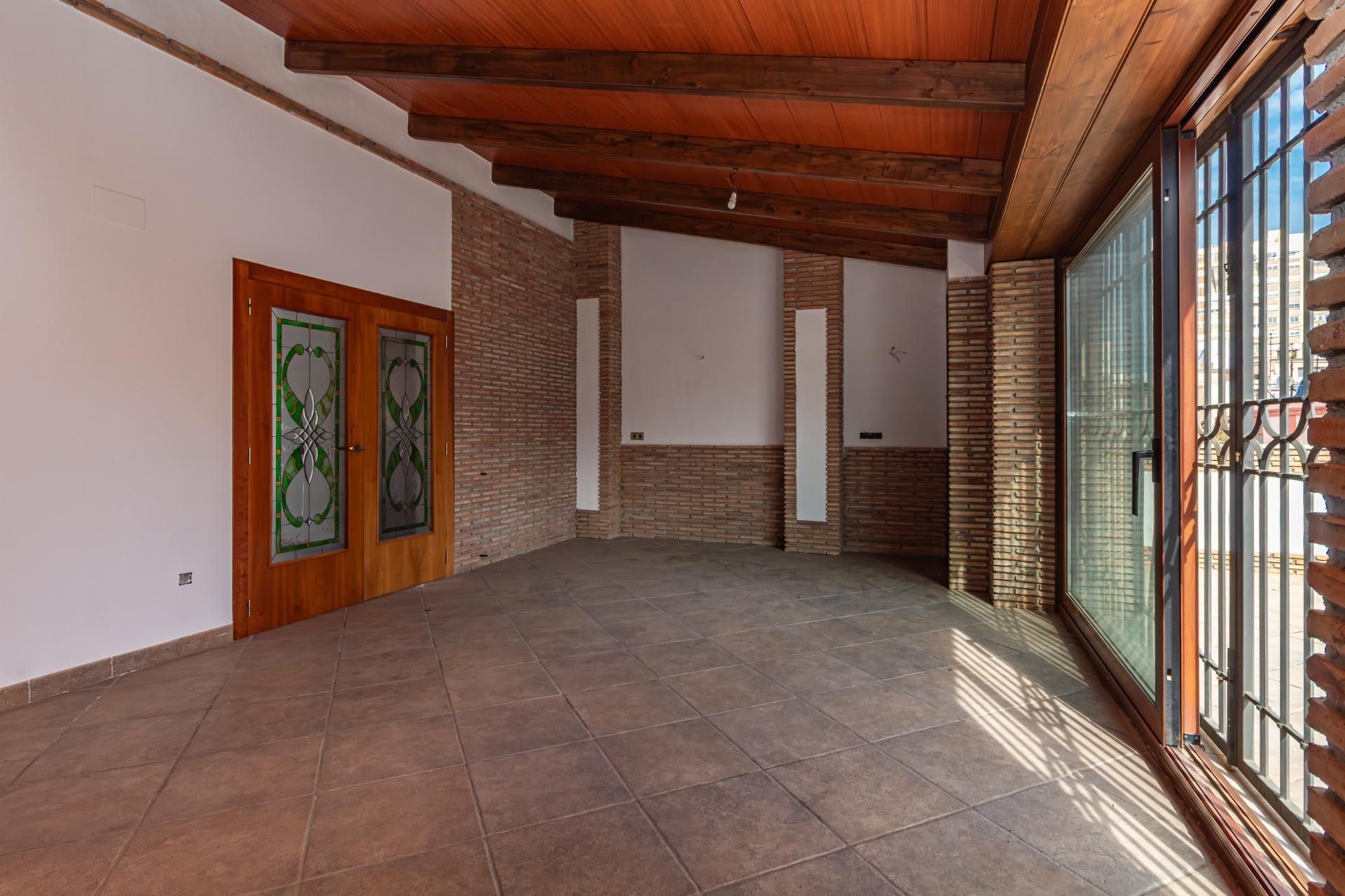 Casa o xalet en venda en Castellón de la Plana / Castelló de la Plana amb Calefacció, Parquet i Terrassa