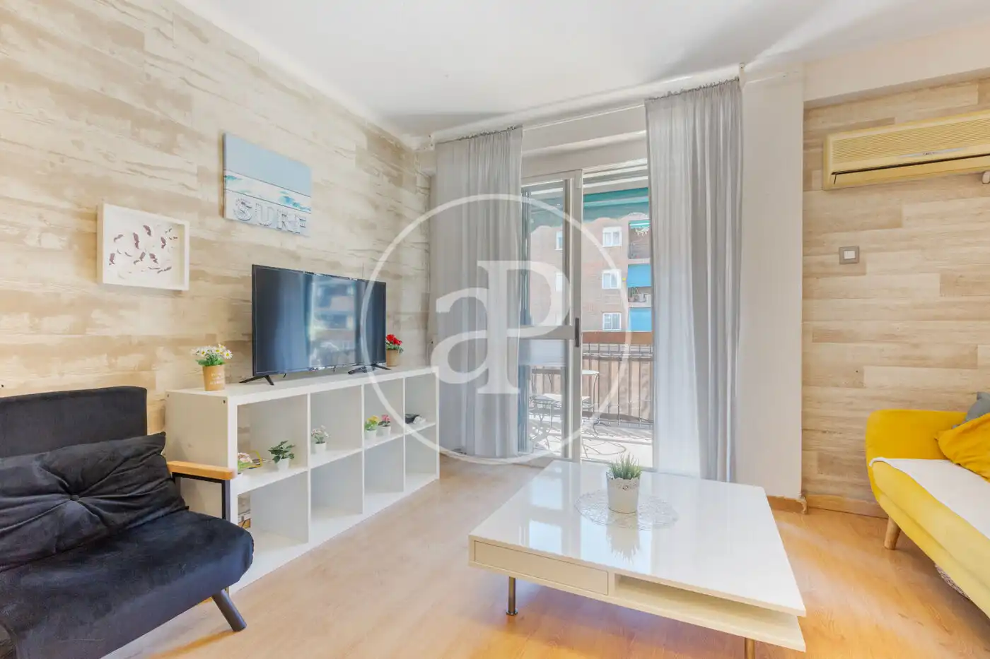 Sala d'estar de Pis en venda en Valencia amb Aire condicionat, Calefacció i Moblat