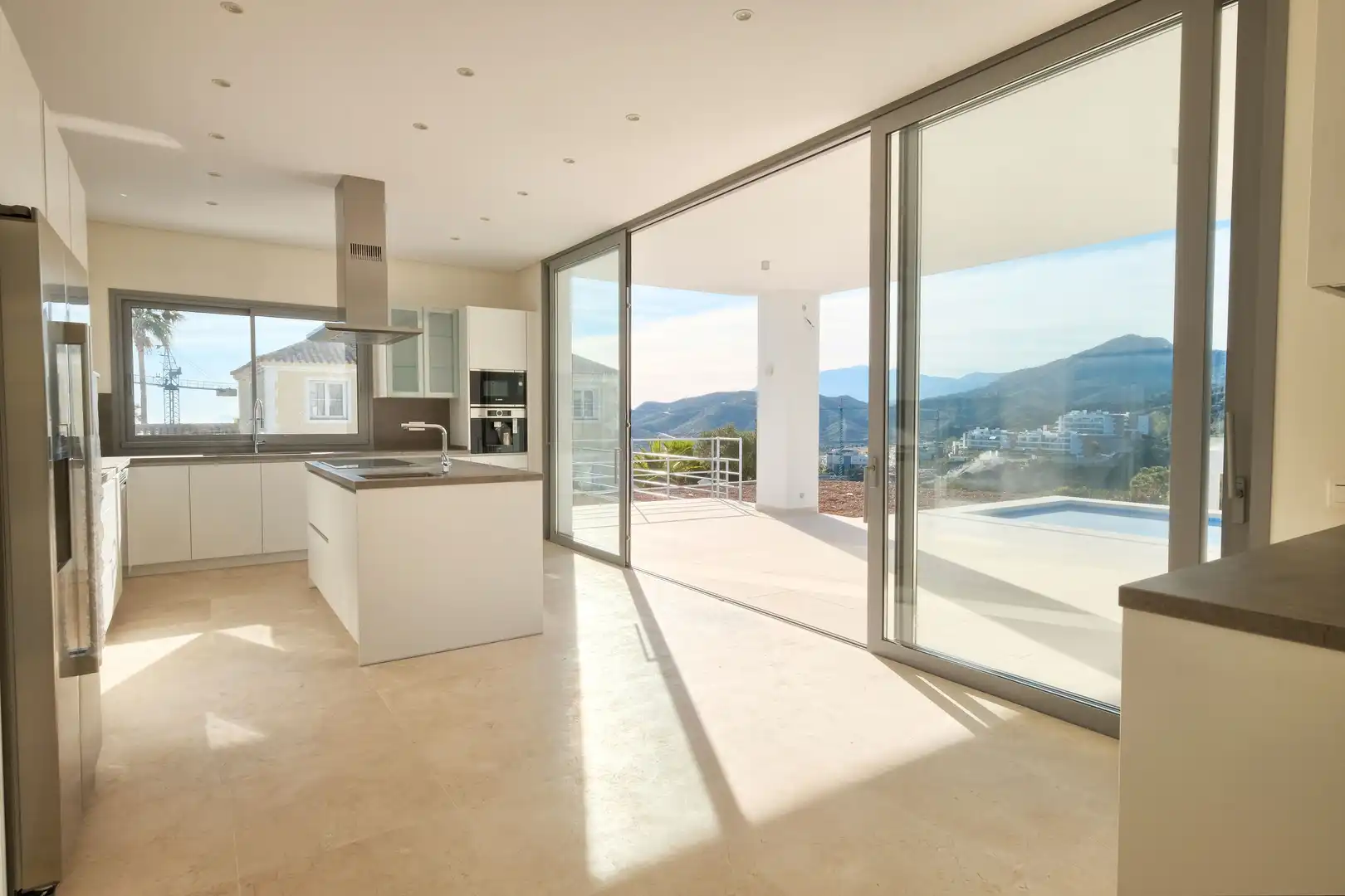 Chalet con terraza en venta en Los Arqueros  - Puerto del Almendro, imagen 17