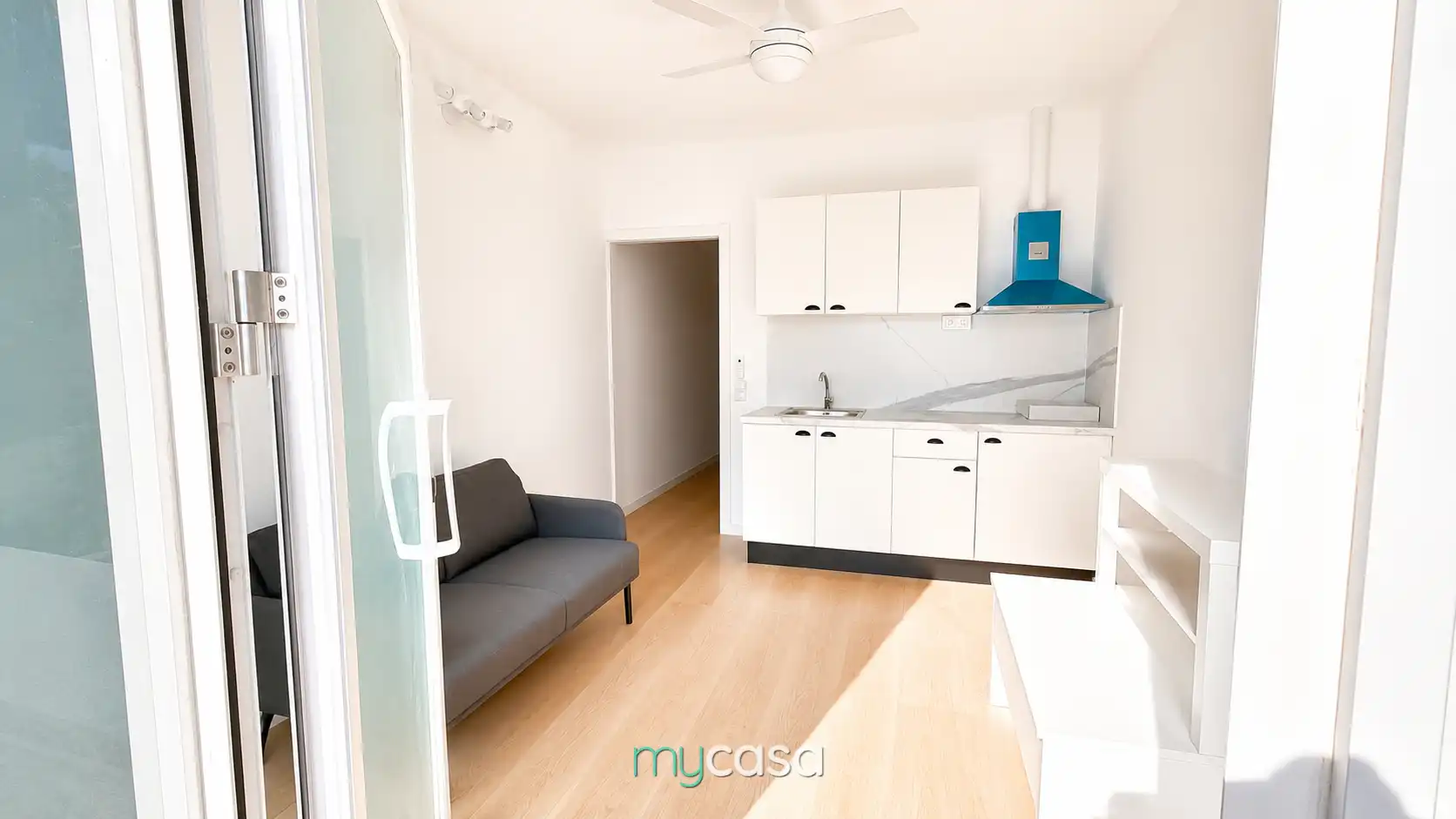 Cuina de Loft en venda en Mollet del Vallès amb Parquet, Moblat i Alarma