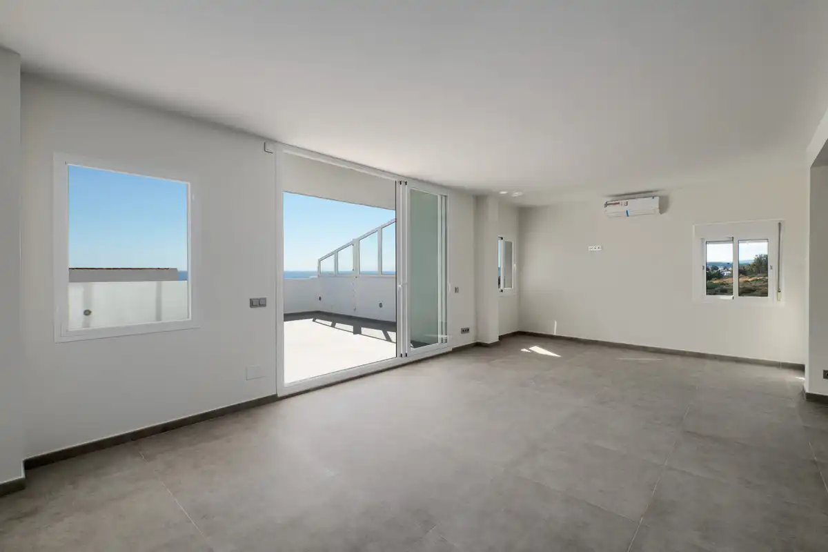 Apartament amb piscina en venda a Estepona Pueblo, imagen 4