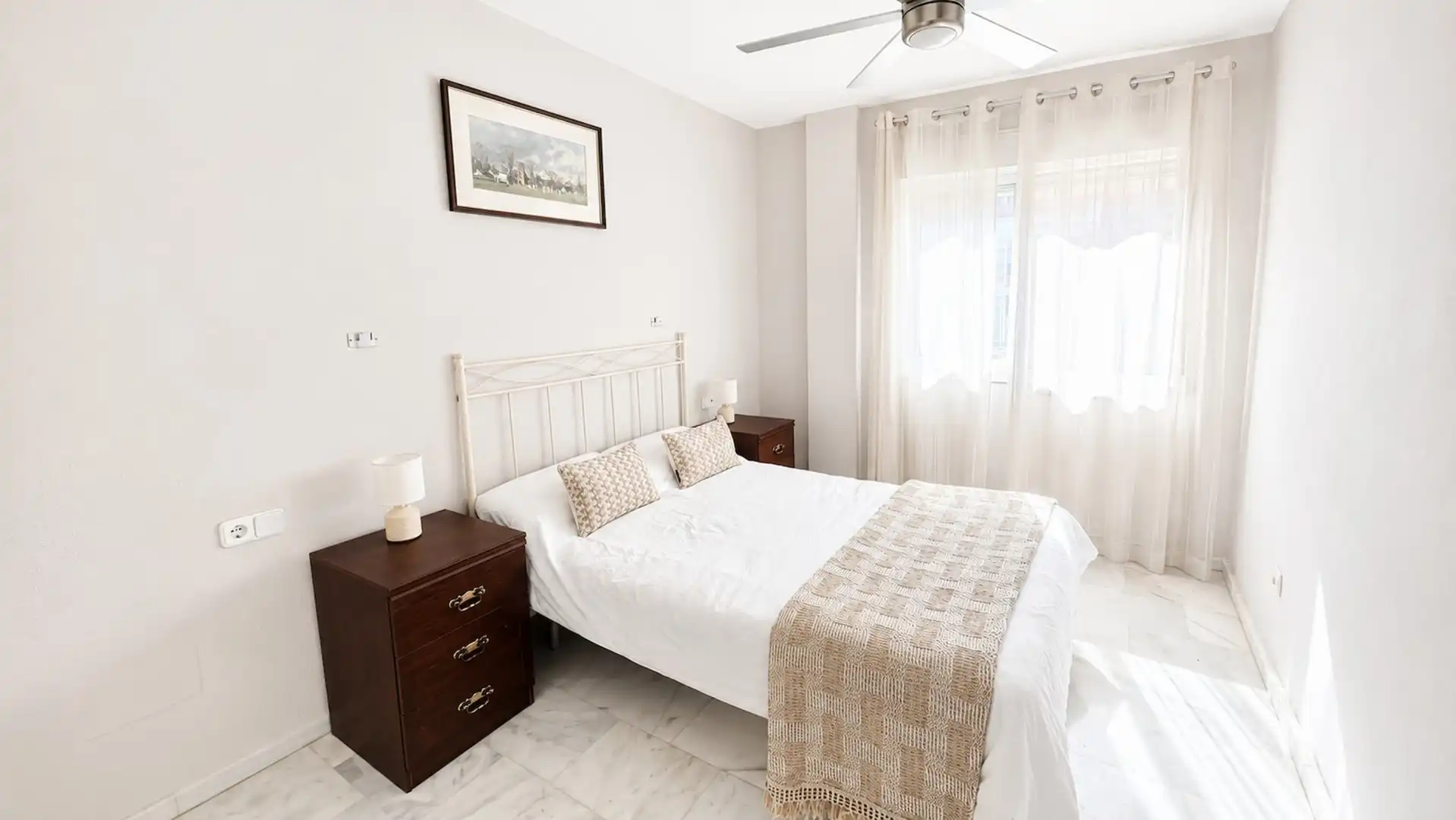 Dormitori de Apartament en venda en Manilva amb Terrassa, Moblat i Balcó