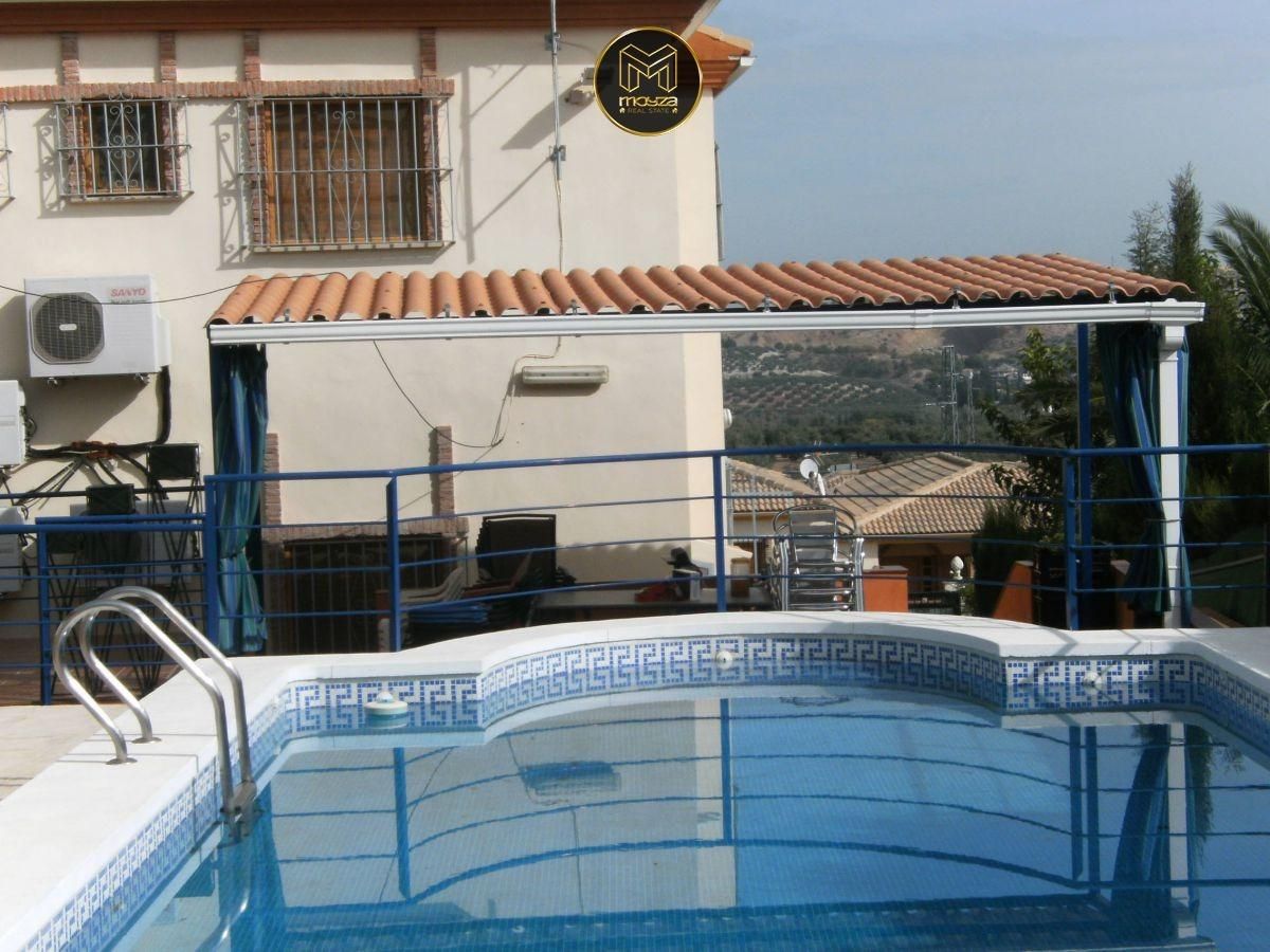 Swimming pool of House or chalet for sale in  Jaén Capital  with Air Conditioner and Terrace