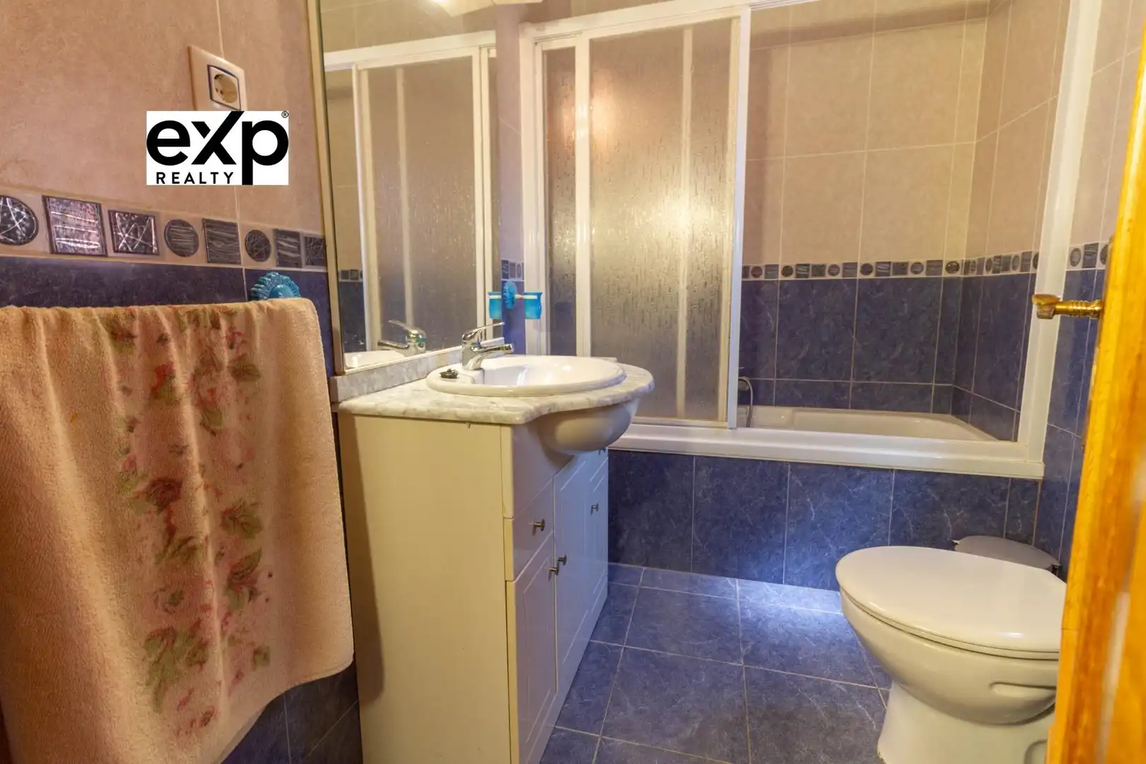 Bathroom of Houses for sale in Real  with Private garden, Terrace and Storage room