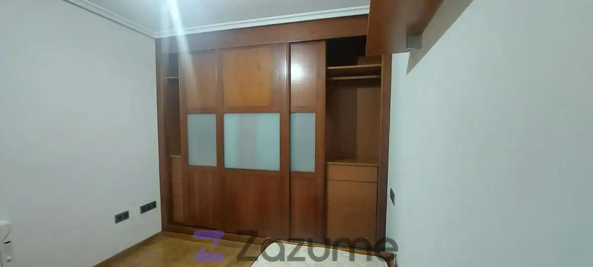 Dormitori de Pis de lloguer en El Berrón - La Carrera